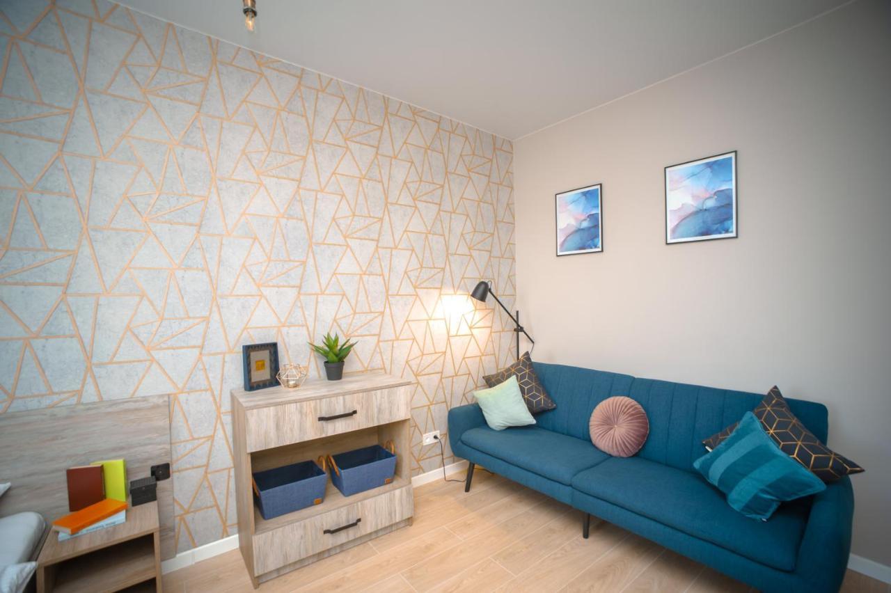 3 Bedroom, 2 Bathroom Apartment Near Forum Lviv Luaran gambar